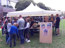 sommerfestartikelderschulkollektionwaren-heibegehrt